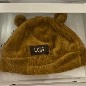 NEW in box baby ugg hat